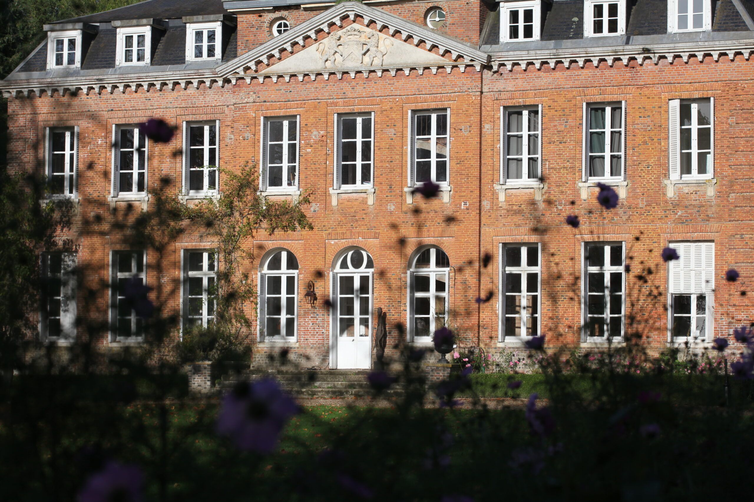 ChateaudeBoisGuilbert-copyrightJMdePas-2-scaled.jpg