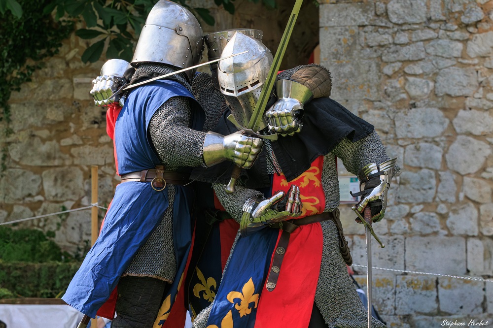 Medievales-de-Fontaine-Guerard-Combats-034-Copie.jpg